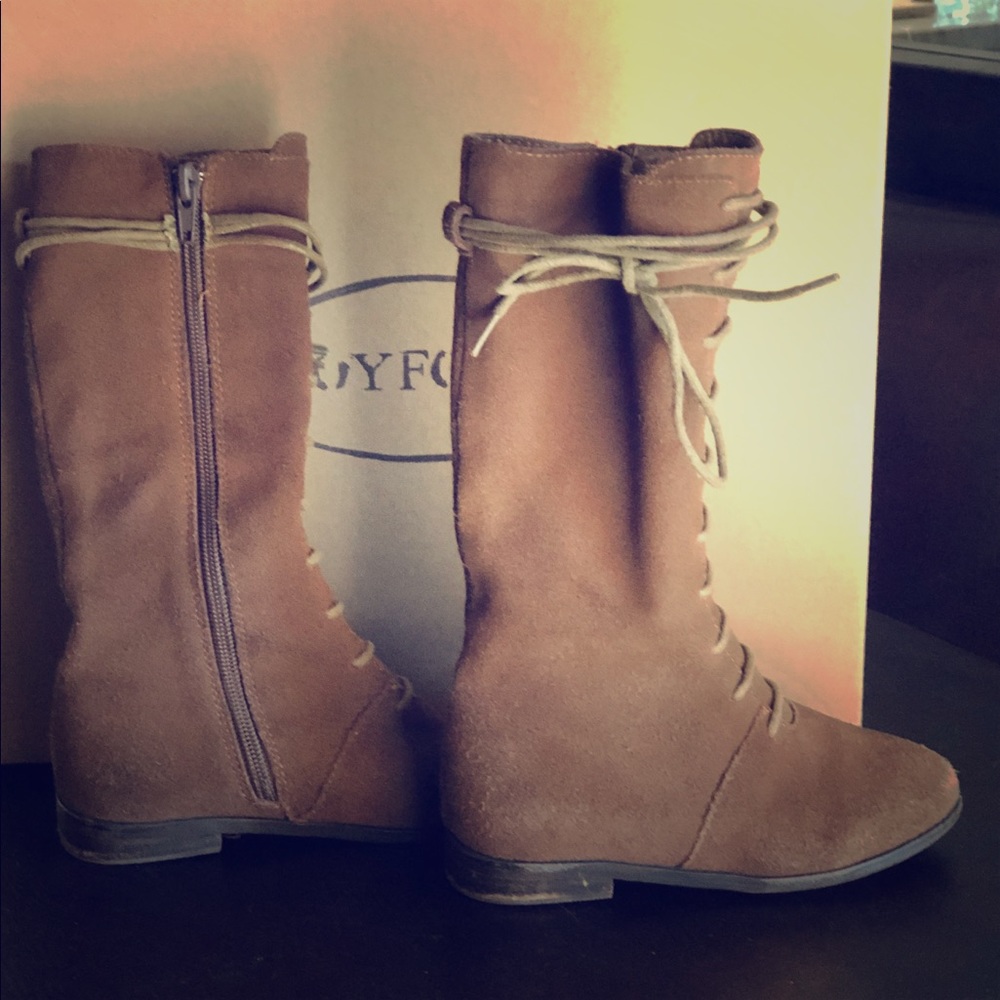 Joyfolie Eliza boots in nutmeg size and 11